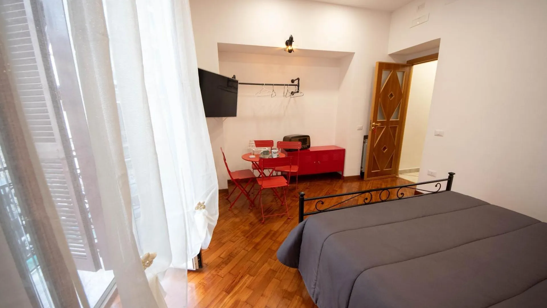 Buona Napoli Apartment Italy