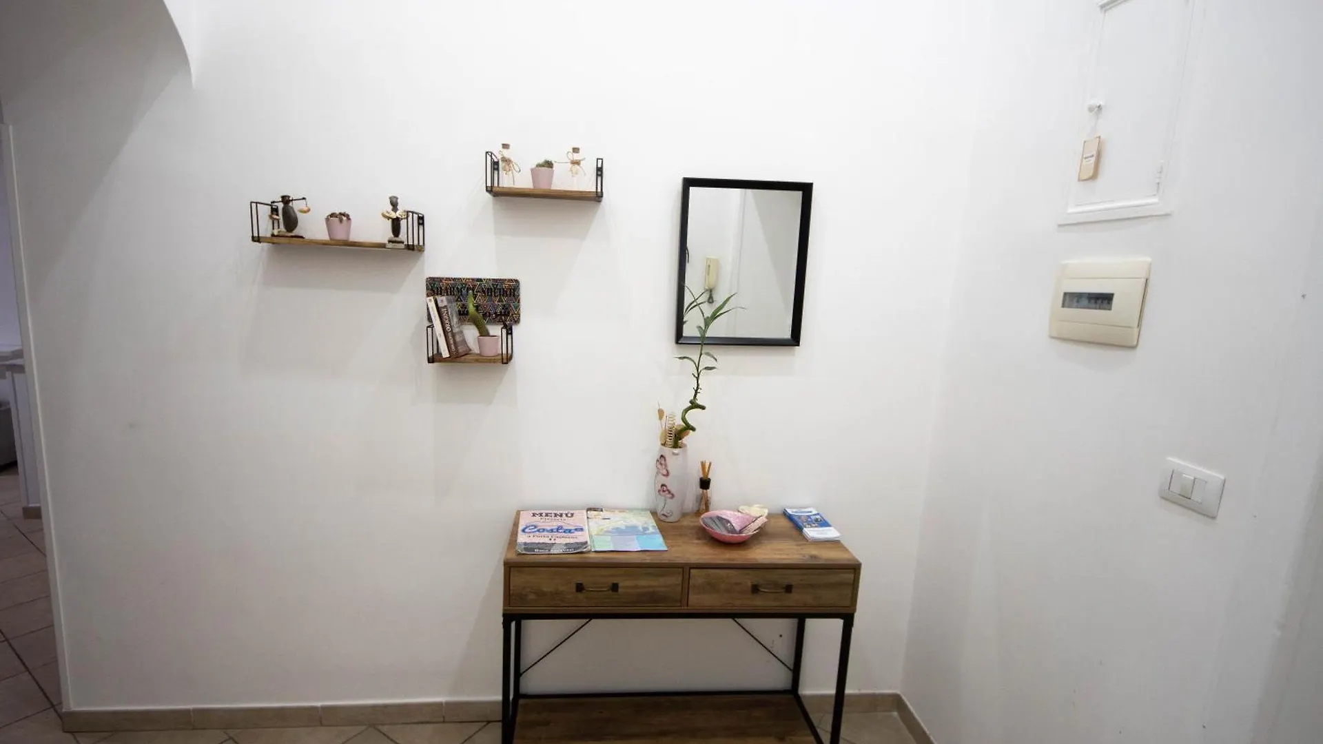 Buona Napoli Apartment 0*, Naples Italy