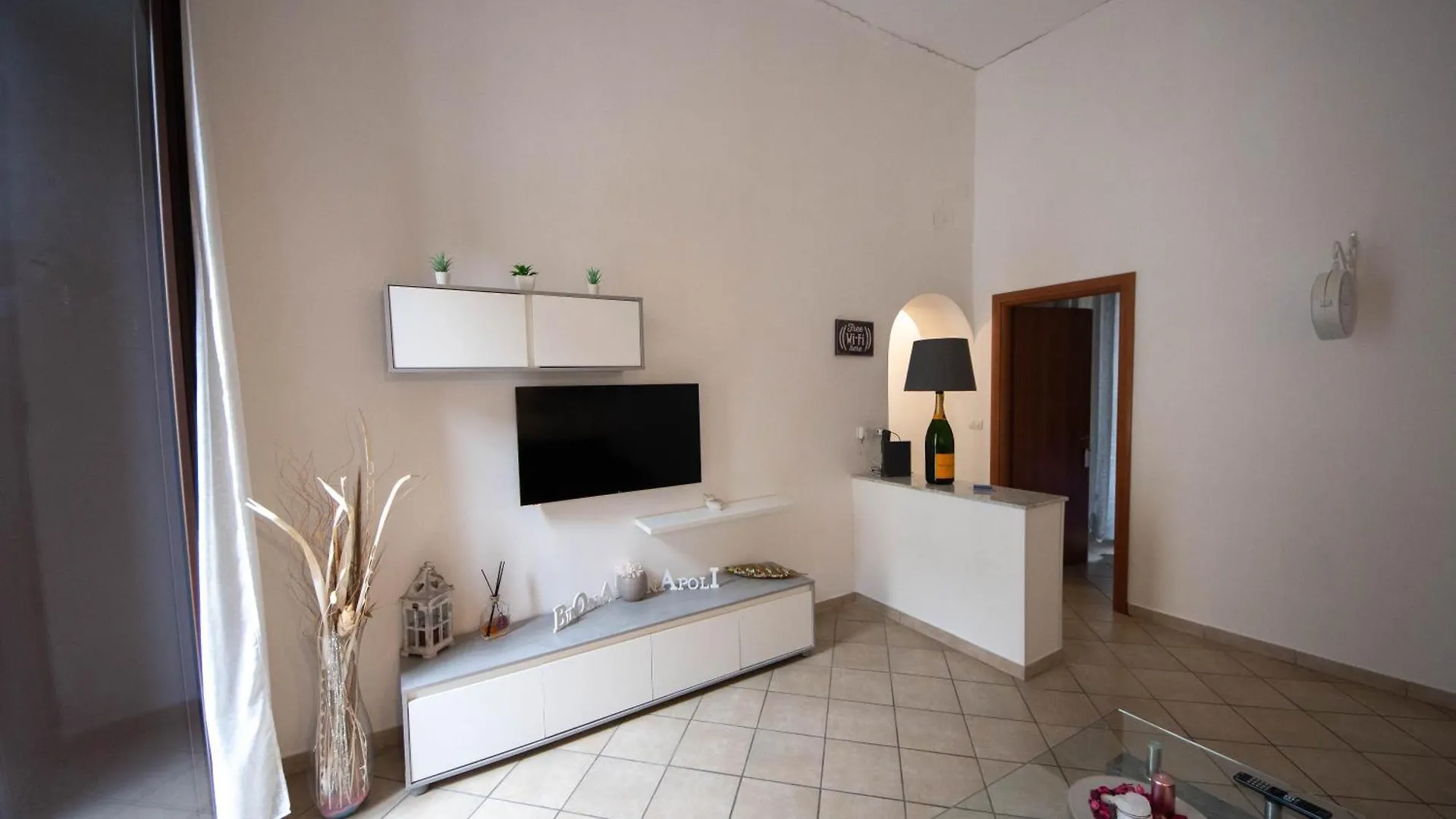 Buona Napoli Apartment 0*, Naples Italy