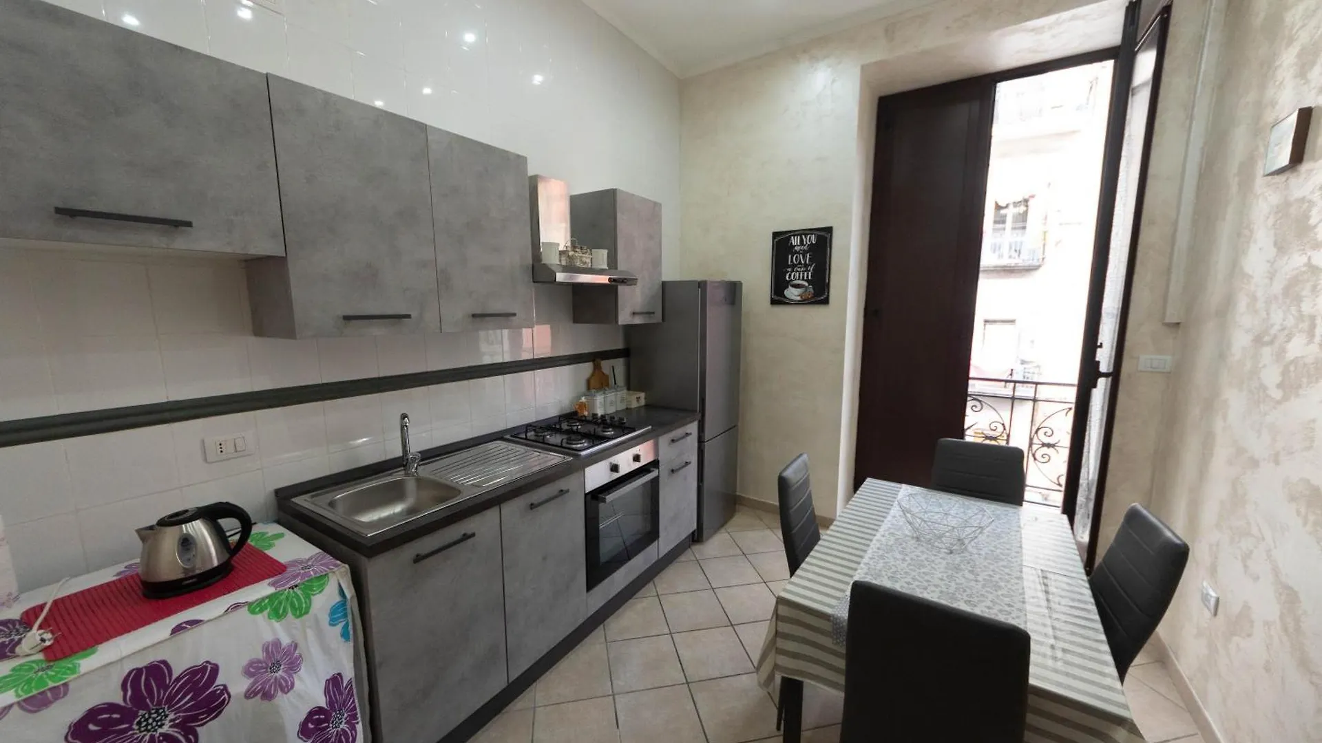 Buona Napoli Apartment